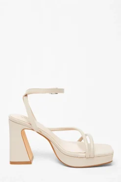 Quiz Sandals|Platforms><noscript><img width=