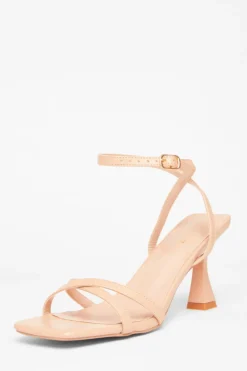 Quiz Heels>Strappy Flared Heels