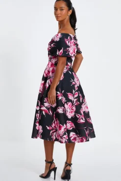 Quiz Christening Guest|Wedding Guest Dresses><noscript><img width=