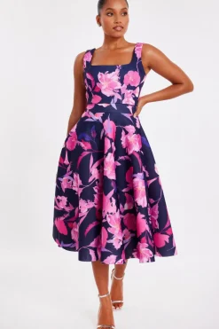 Quiz Day At The Races|Christening Guest>Petite Navy Floral Midaxi Dress