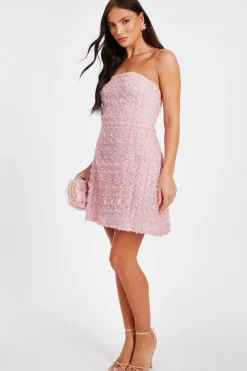 Quiz Day At The Races|Summer Clothes><noscript><img width=