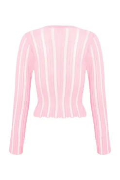 Quiz Day Tops|Tops><noscript><img width=