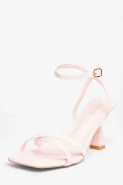 Quiz Heels>Strappy Flared Heels