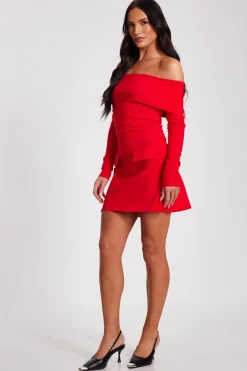 Quiz Trending: Red|Going Out><noscript><img width=