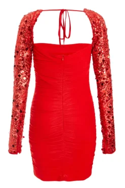Quiz Trending: Red|Red Dresses><noscript><img width=