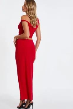 Quiz Trending: Red|Skirts><noscript><img width=
