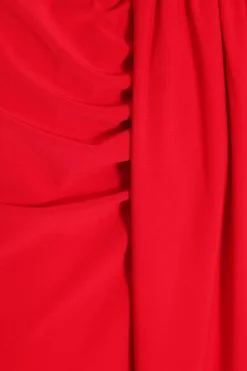 Quiz Trending: Red|Skirts><noscript><img width=