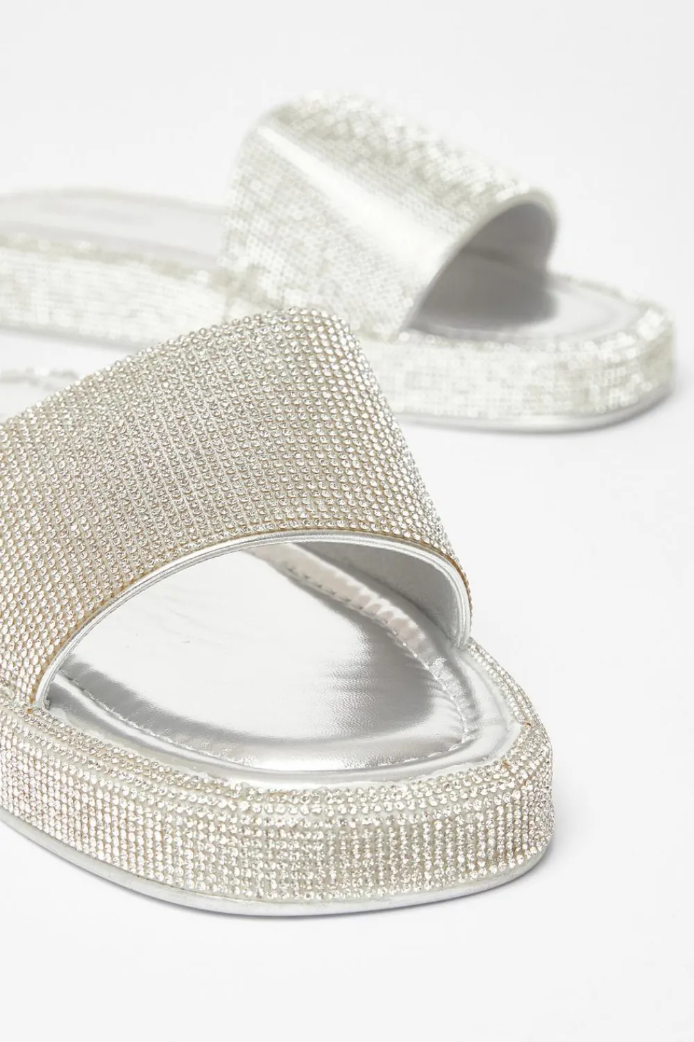 Quiz Sandals|Holiday Shoes>Diamante Flat Sandals