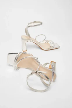 Quiz Sandals|Occasion Shoes><noscript><img width=