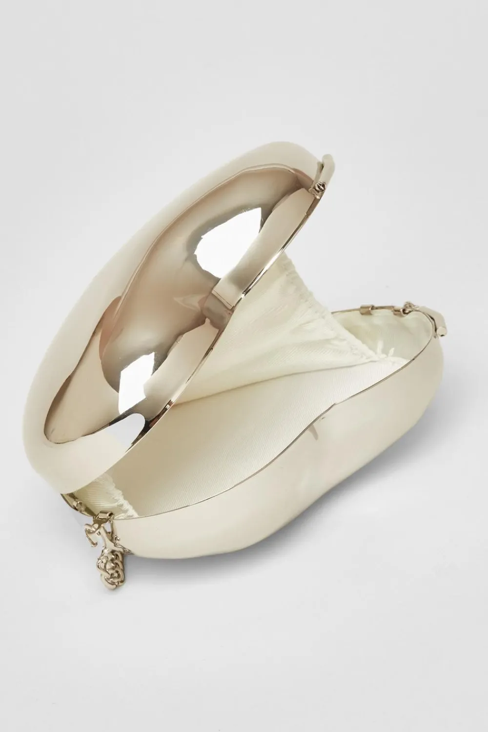Quiz Bride To Be|Bags>Silver Metal Heart Box Bag