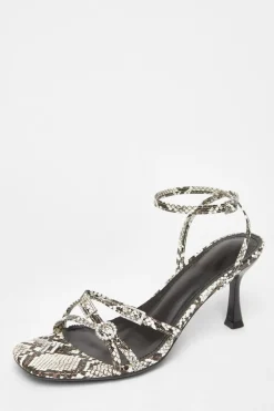 Quiz Heels>Snake Print Buckle Strap Heels