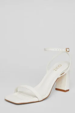 Quiz Heels>Barely There Block Heels