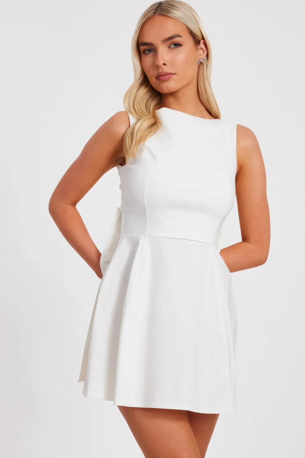 Quiz Day At The Races|Christening Guest>White Bow Back Mini Dress
