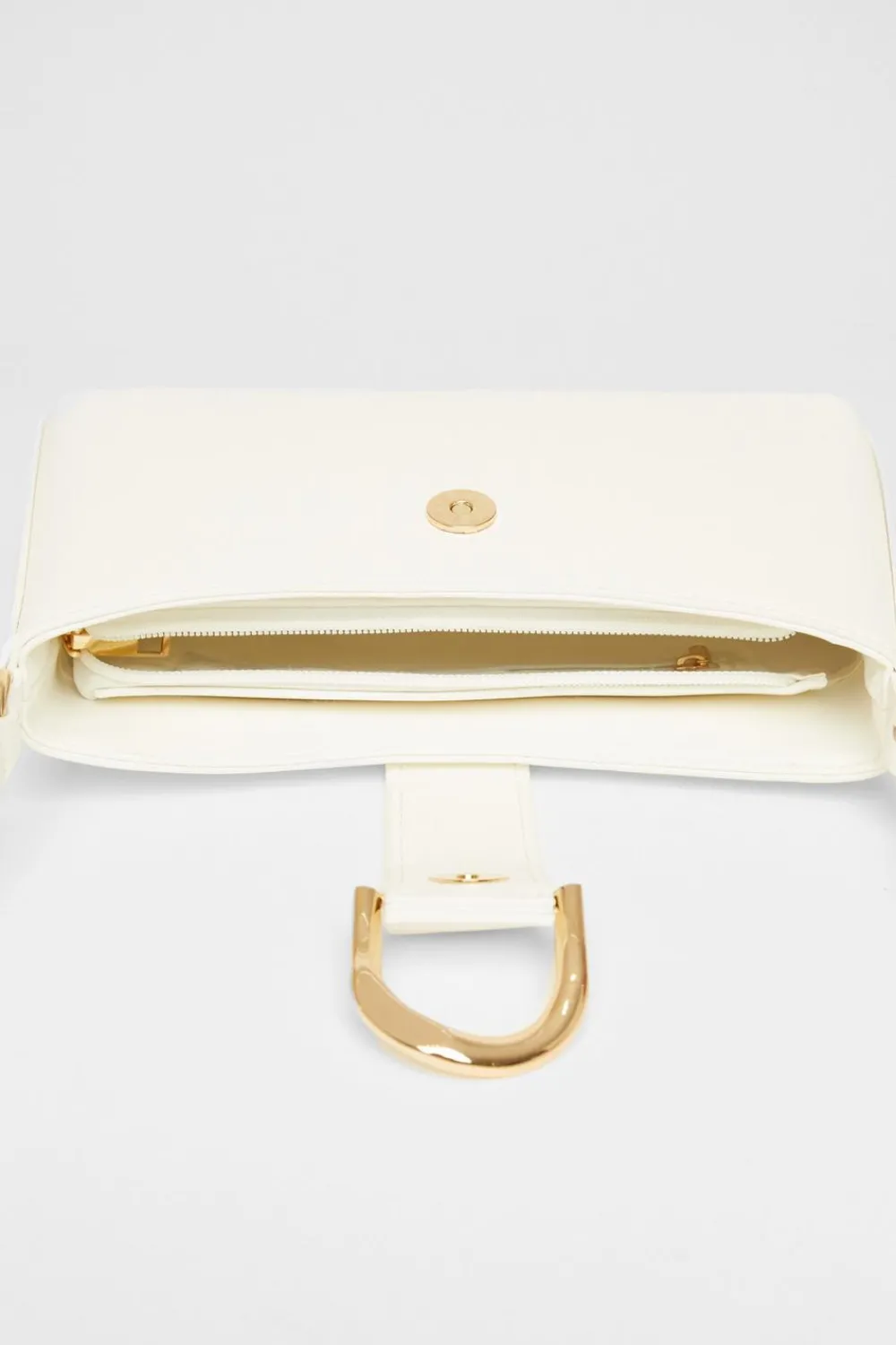 Quiz Bags>Buckle Detail Shoulder Bag