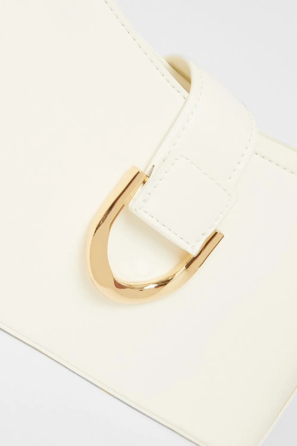 Quiz Bags>Buckle Detail Shoulder Bag