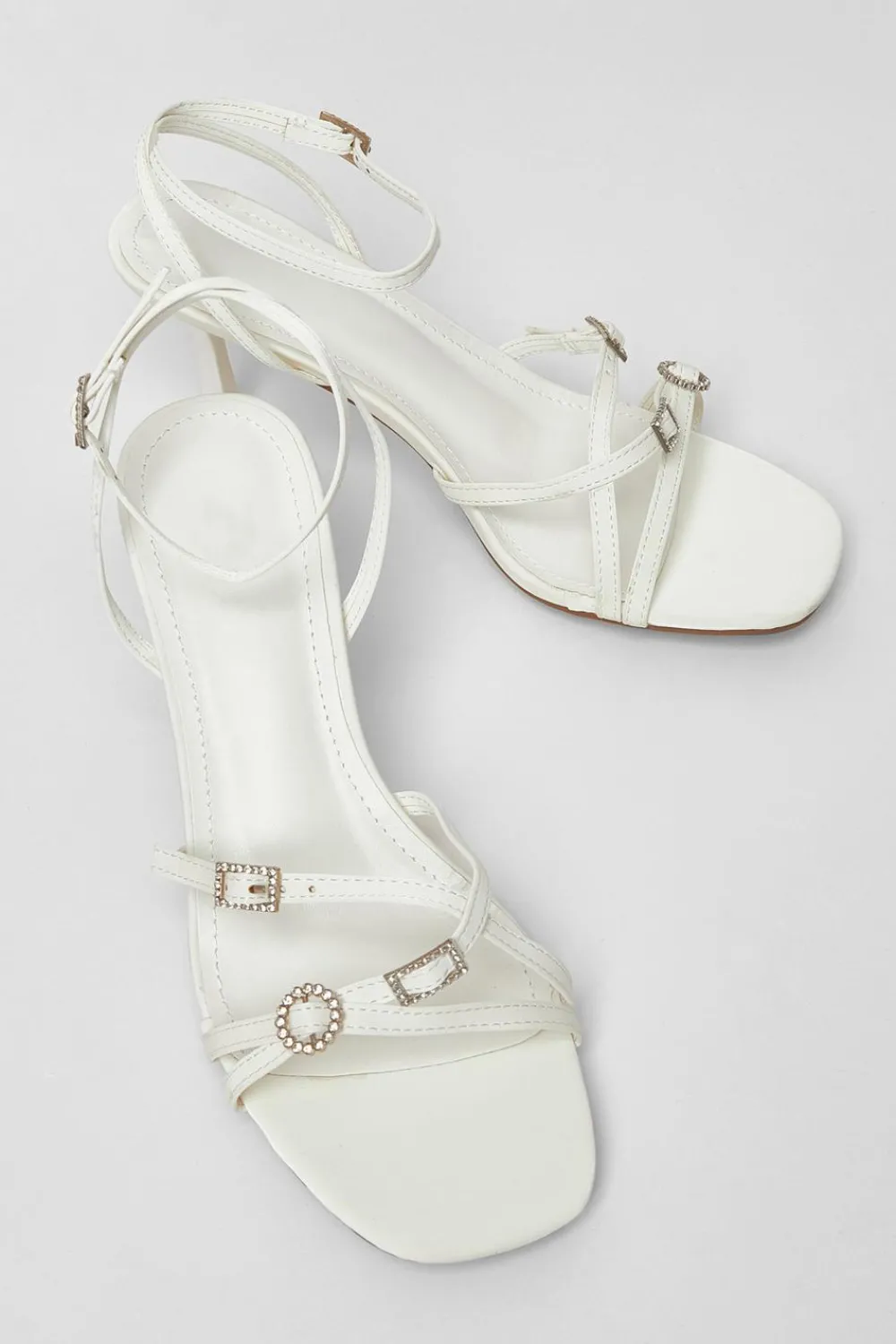 Quiz Heels>Buckle Strap Heels