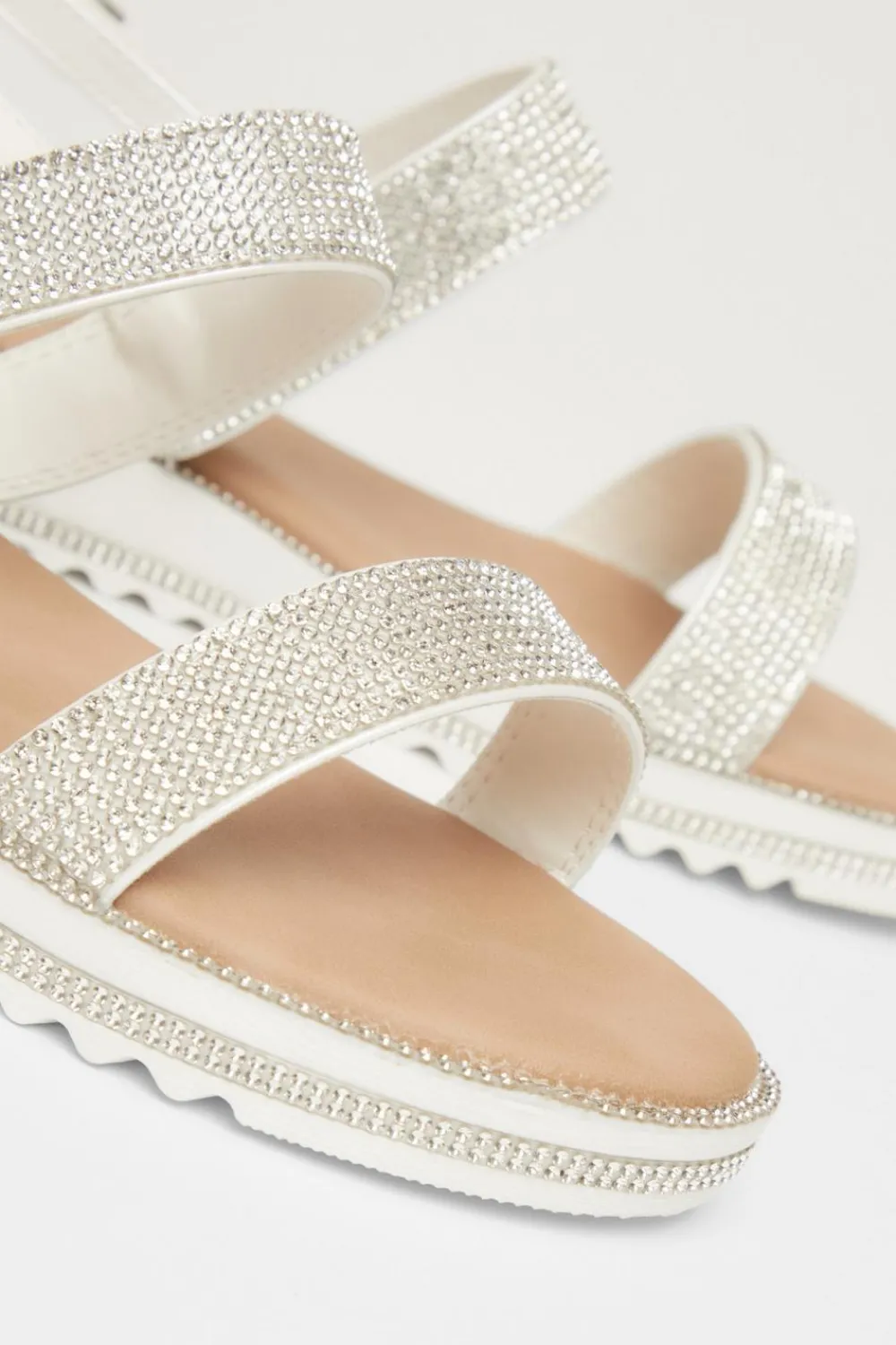 Quiz Sandals|Flats>White Diamante Flat Sandals