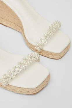 Quiz Wedges|Sandals><noscript><img width=