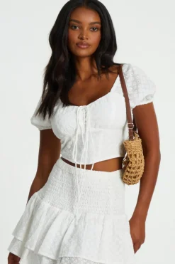 Quiz Summer Tops|Crop Tops>White Embroidered Cropped Top