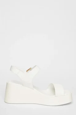 Quiz Sandals|Holiday Shoes><noscript><img width=