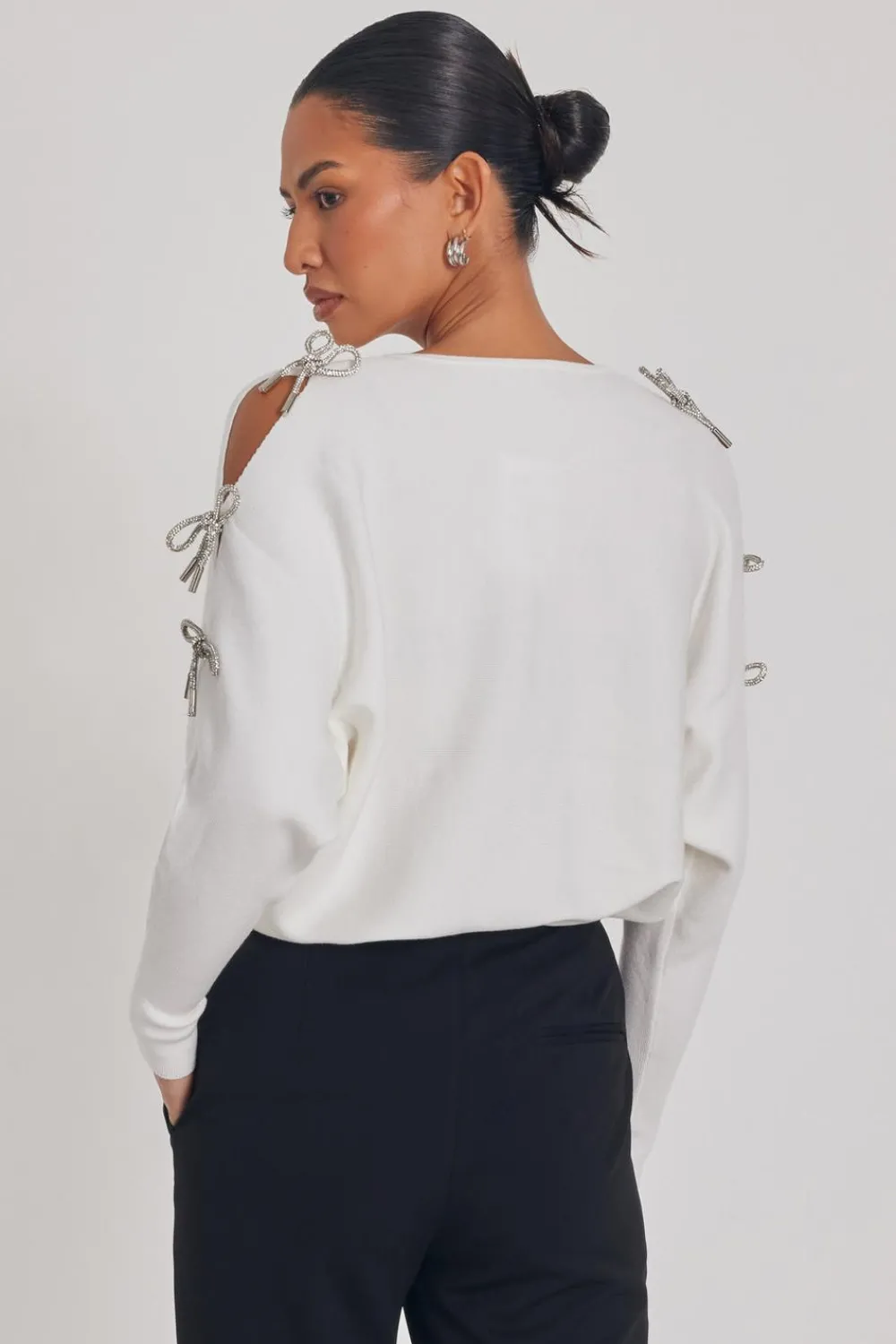 Quiz Knitwear|Jumpers>White Knitted Diamante Bow Jumper