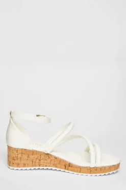 Quiz Wedges|Holiday Shoes><noscript><img width=
