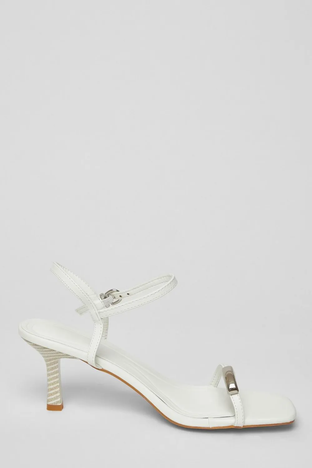 Quiz Heels>Toe Thong Stiletto Heels