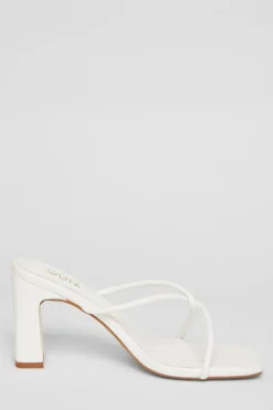 Quiz Holiday Shoes|Heels><noscript><img width=