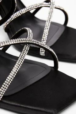 Quiz Wide Fit|Sandals><noscript><img width=