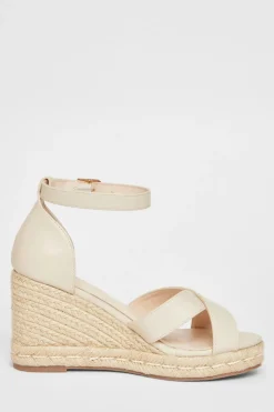 Quiz Wide Fit|Wedges><noscript><img width=